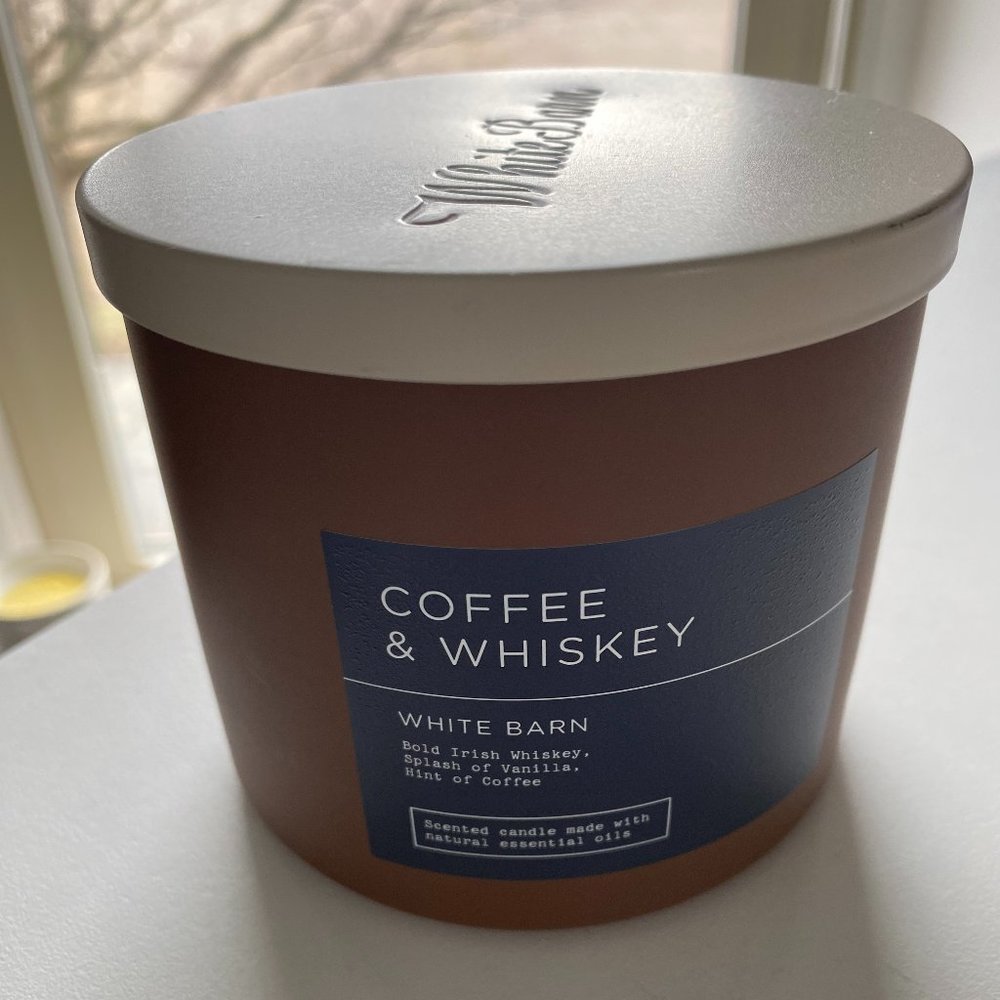 New White Barn Candle Co. Coffee & Whiskey 14.5oz
